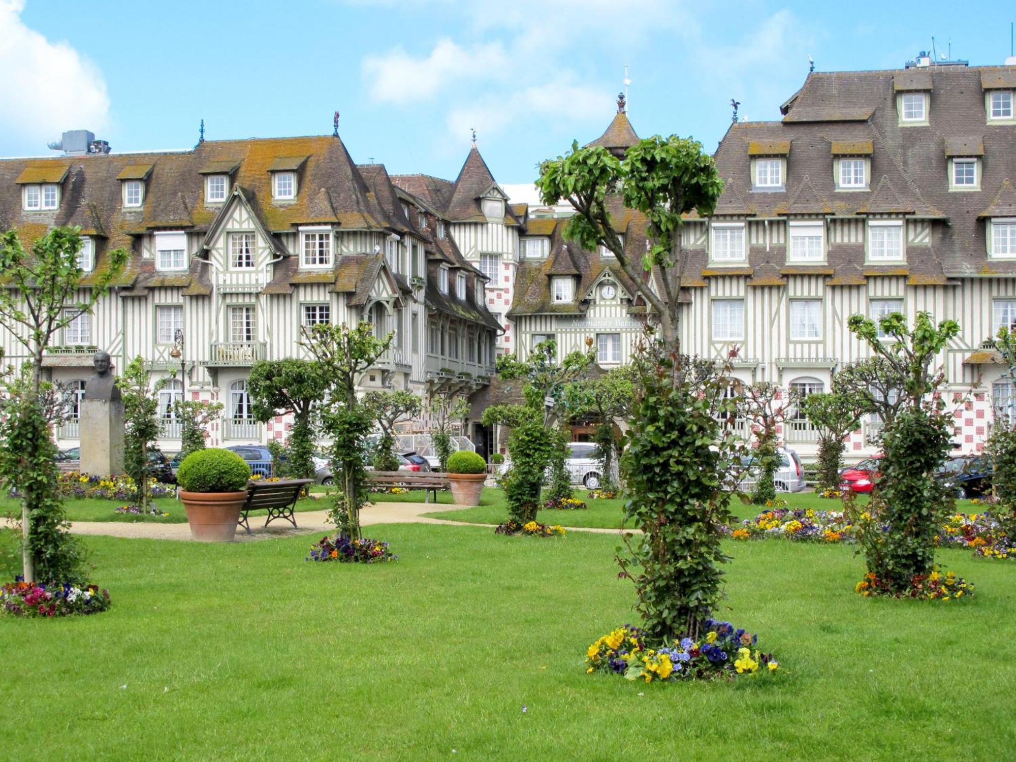 Studio Les Flots Bleu By Interhome Trouville-sur-Mer Esterno foto